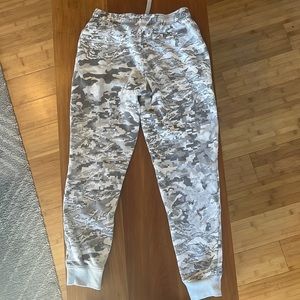 Youth large under armor jogger